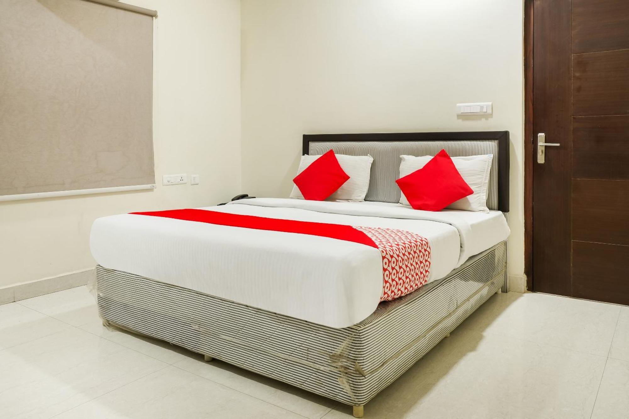 Hotel O Karthikeya Pride Виджаявада Экстерьер фото